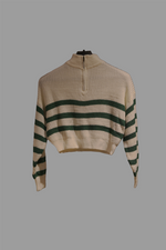 Load image into Gallery viewer, White & Green Knitted Sweater