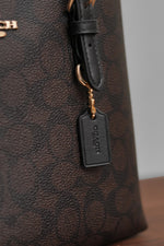 Load image into Gallery viewer, Coach Signature Bag
